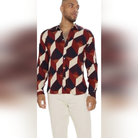 Red and Cream Casual Button Down Shirt with Geometric Pattern - Picture 2 of 5